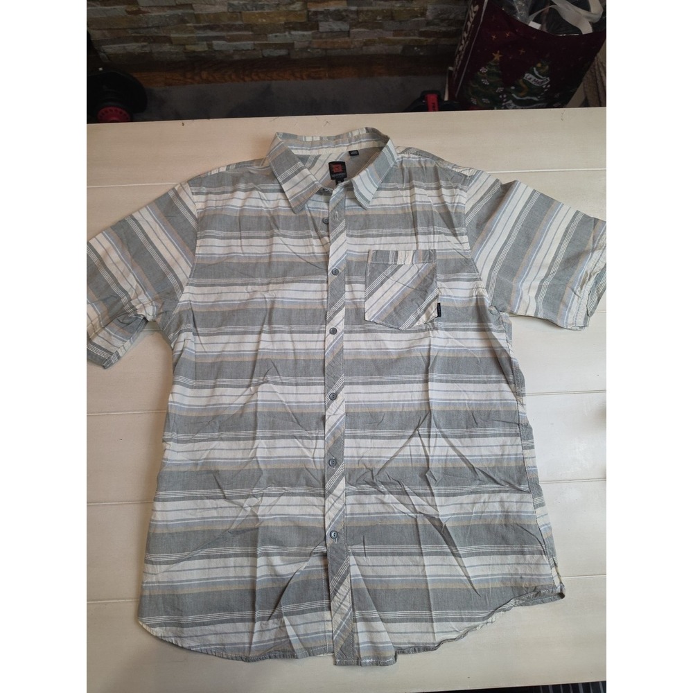 Ocean Current Mens Short Sleeve Button Up Size XL